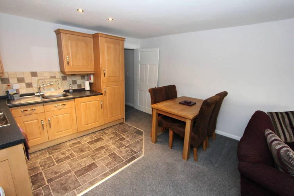 Top Floor Character Apartment In The Heart Of The City Centre Chester Exterior photo